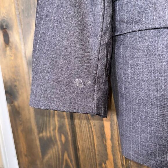 Lauren Ralph Lauren Men's Wool Pinstripe Blazer - Picture 5 of 5